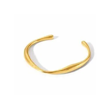 New! Gold Molten Cuff Bracelet Nwot